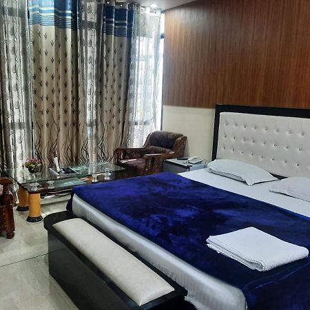 Hotel Platinum Plaza Rohtak Εξωτερικό φωτογραφία