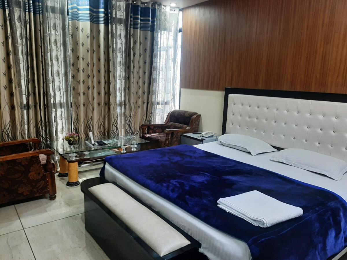 Hotel Platinum Plaza Rohtak Εξωτερικό φωτογραφία