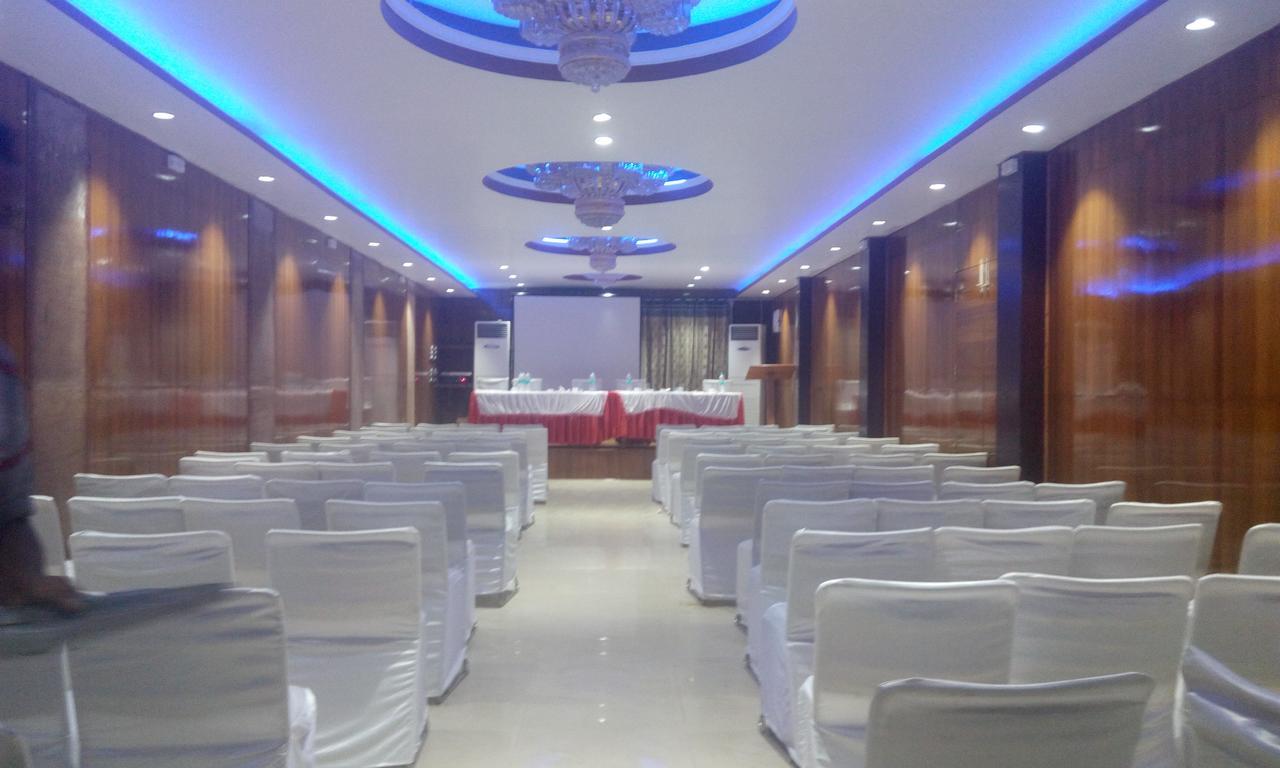 Hotel Platinum Plaza Rohtak Εξωτερικό φωτογραφία