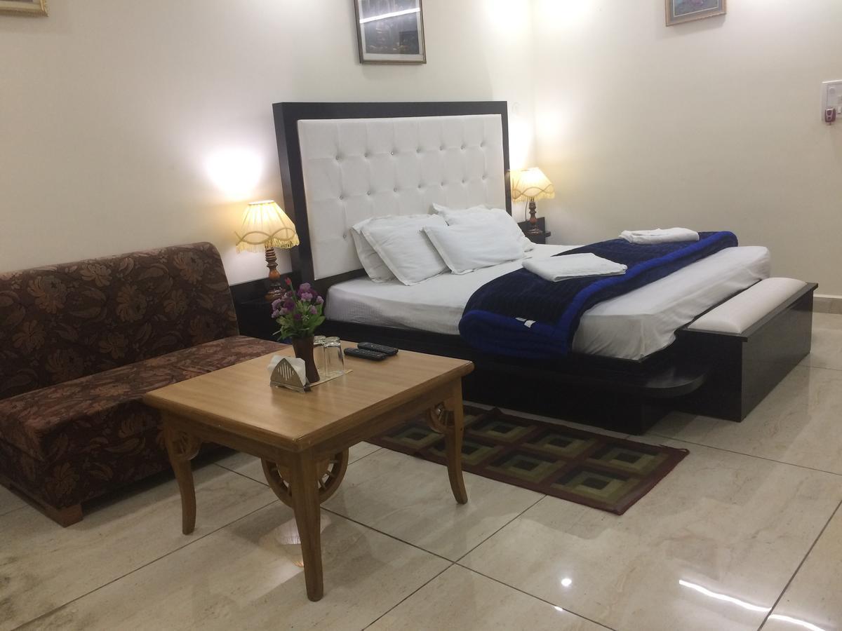Hotel Platinum Plaza Rohtak Εξωτερικό φωτογραφία