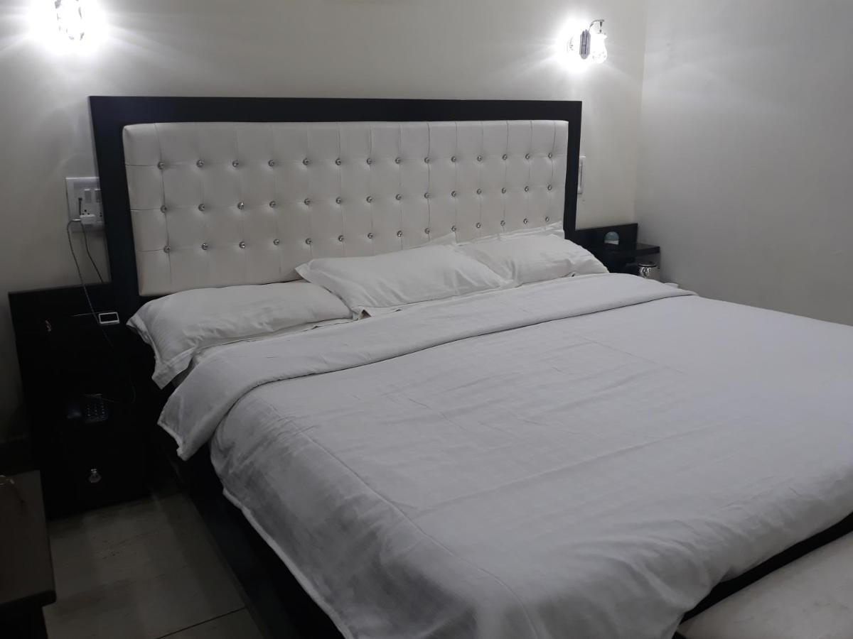 Hotel Platinum Plaza Rohtak Εξωτερικό φωτογραφία